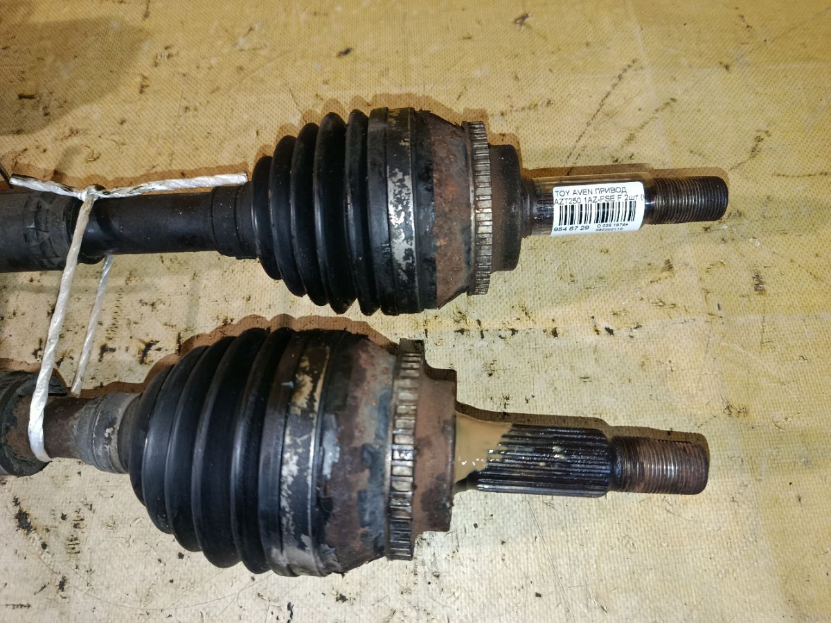 Привод на Toyota Avensis AZT250 1AZ-FSE Фото 2