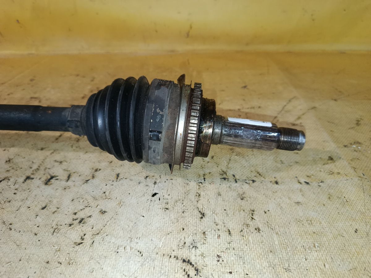 Привод на Subaru Legacy Wagon BH5 EJ20 Фото 2