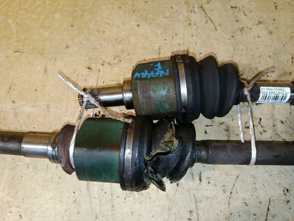 Привод на Mitsubishi Grandis NA4W 4G69 Фото 3