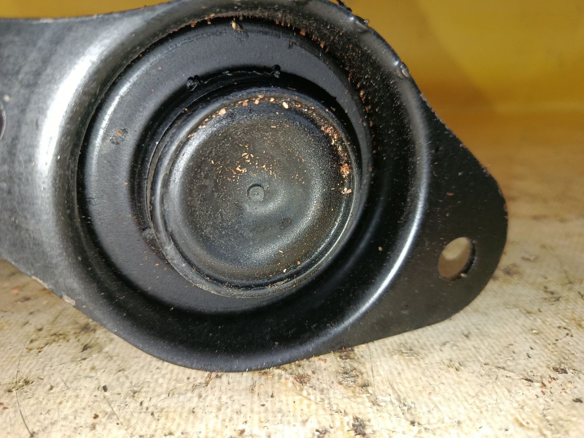 Подушка двигателя на Honda Accord CL8 K20A Фото 3