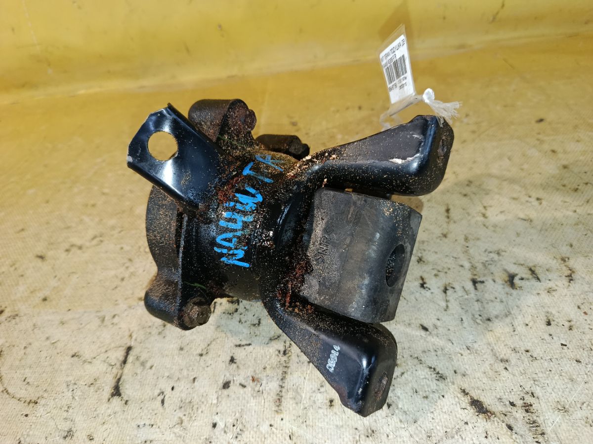 Подушка двигателя на Mitsubishi Grandis NA4W 4G69 Фото 2