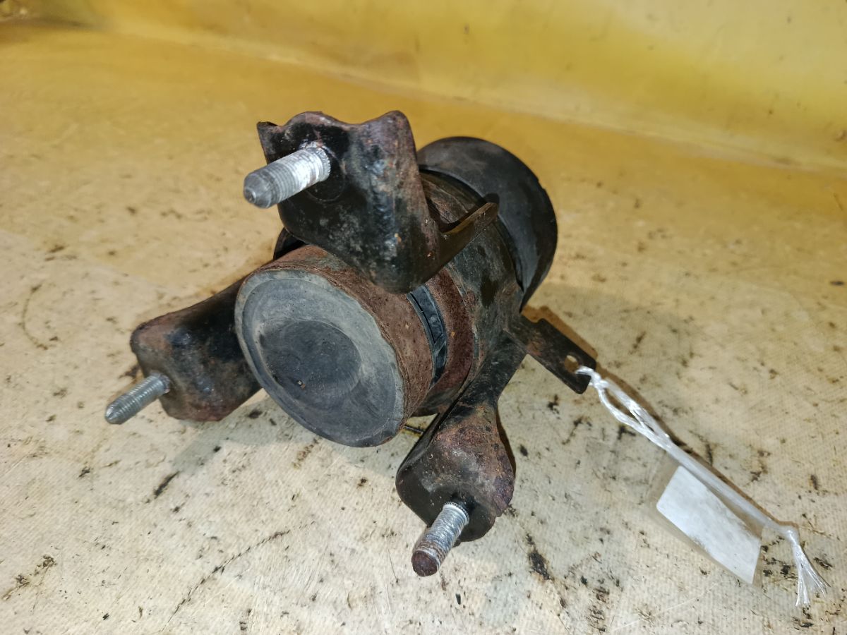 Подушка двигателя на Toyota Camry ACV45 2AZ-FE Фото 2