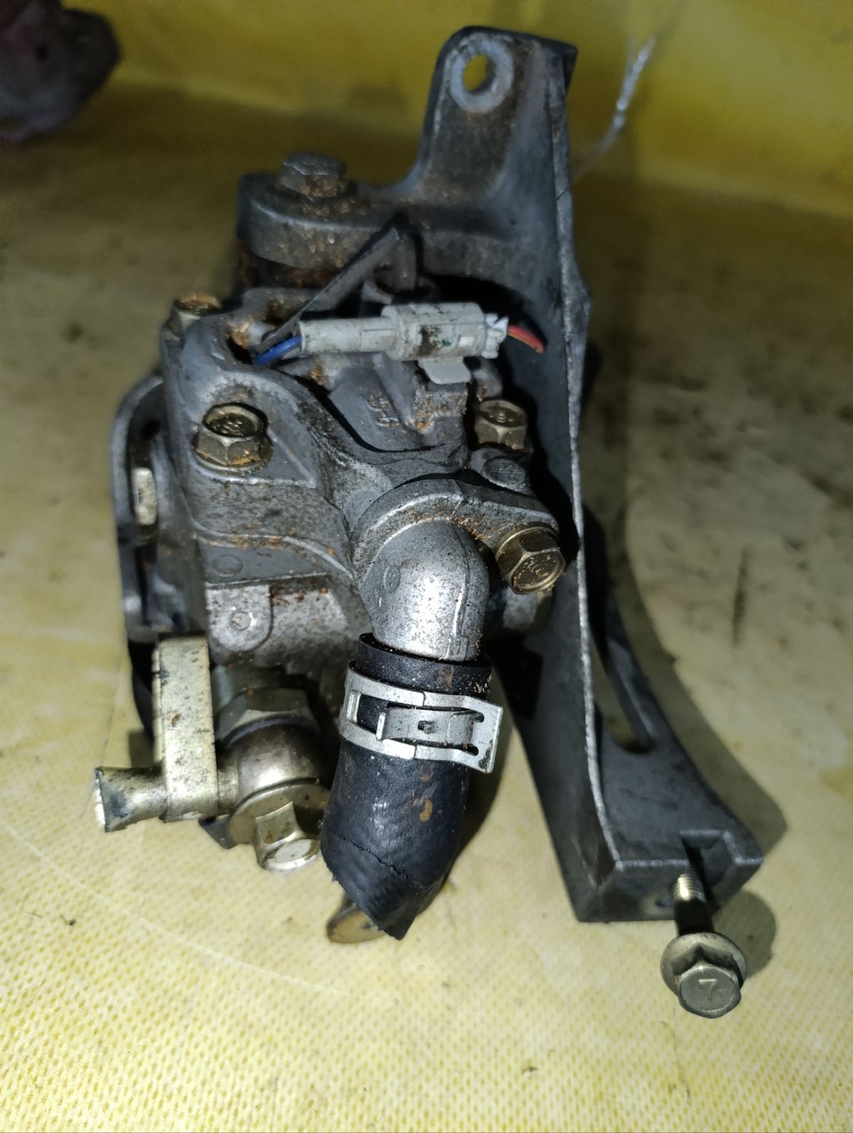 Насос гидроусилителя на Subaru Impreza Wagon GG3 EJ152 Фото 4