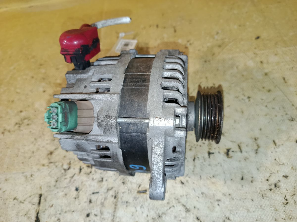 Генератор 23700-AA651 на Subaru Legacy BM9 EJ255 Фото 2