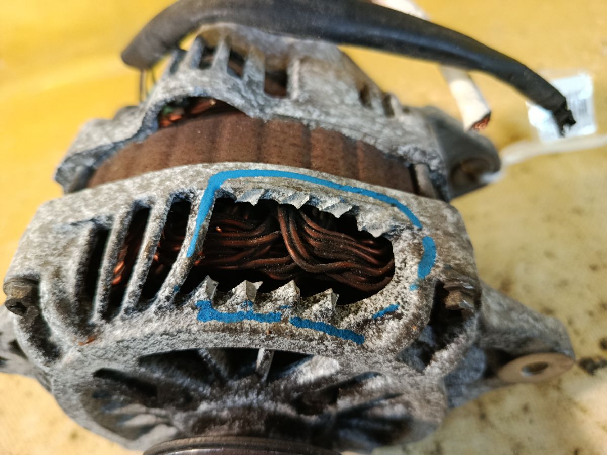 Генератор 23700-AA521, 	23700AA522, 23700AA520 на Subaru Impreza Wagon GH3 EL154 Фото 3