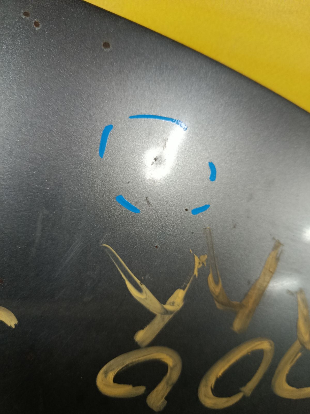 Капот на Mazda Axela BK5P Фото 6