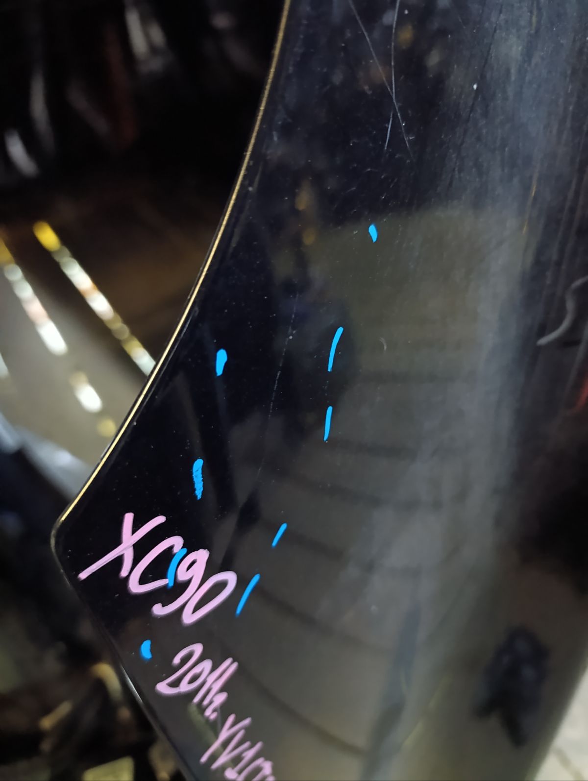 Капот на Volvo Xc90 CT Фото 12