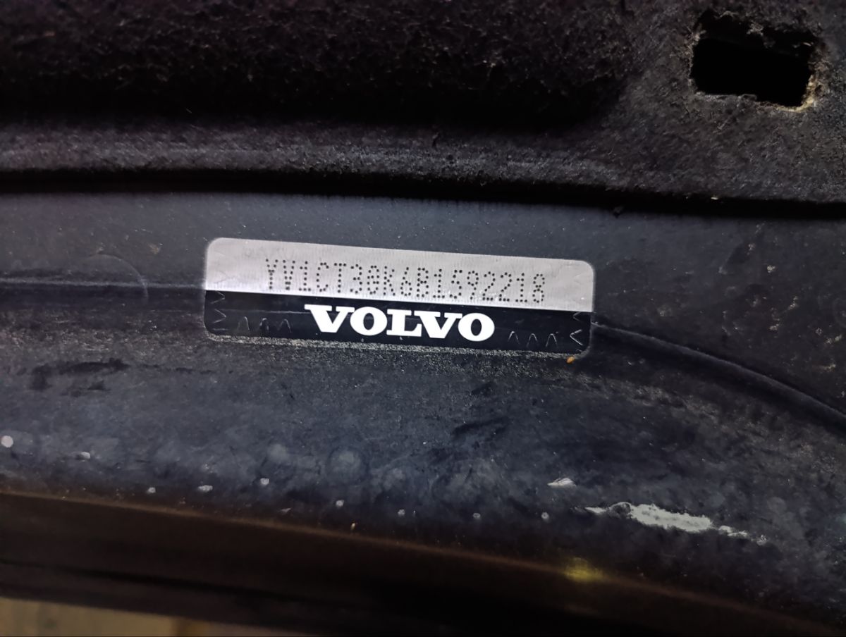 Капот на Volvo Xc90 CT Фото 14