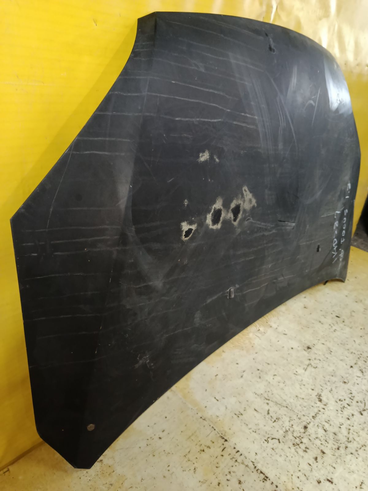 Капот на Ford Focus 2 Фото 4