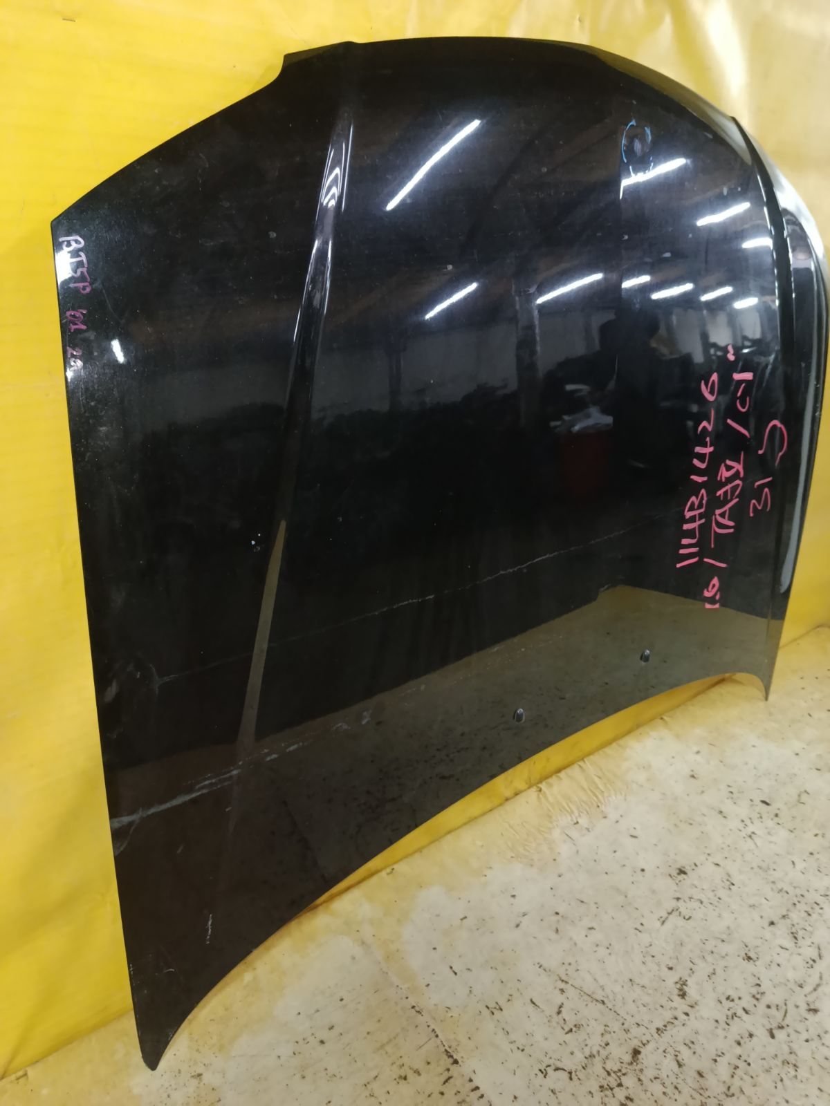 Капот на Mazda Familia BJ5P Фото 4