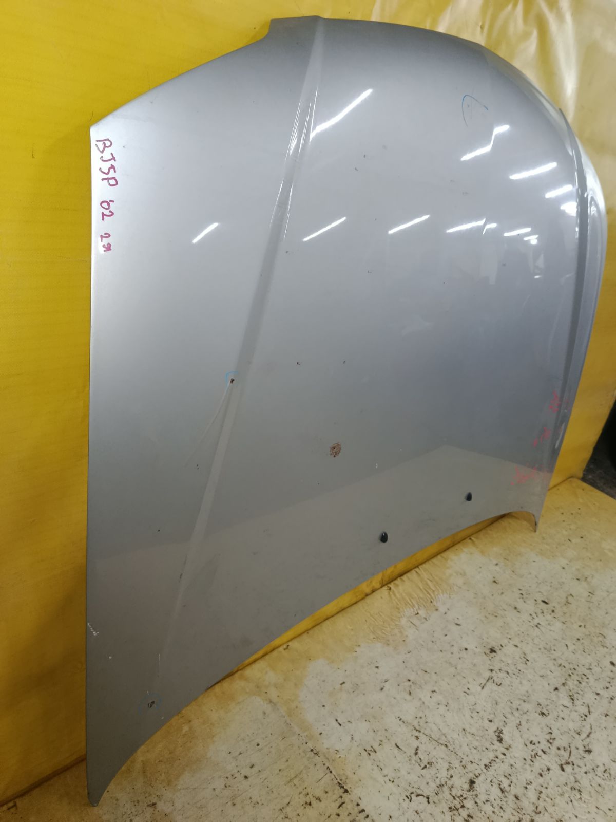 Капот на Mazda Familia BJ5P Фото 4