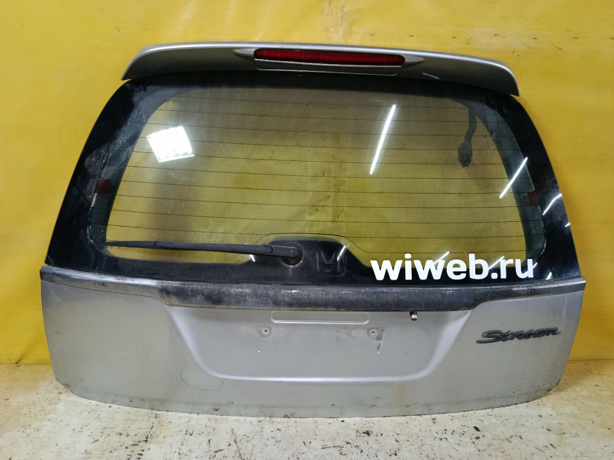 Дверь задняя на Honda Stream RN3 Фото 1