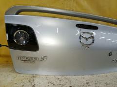 Крышка багажника на Mazda 3 BK5P Фото 5