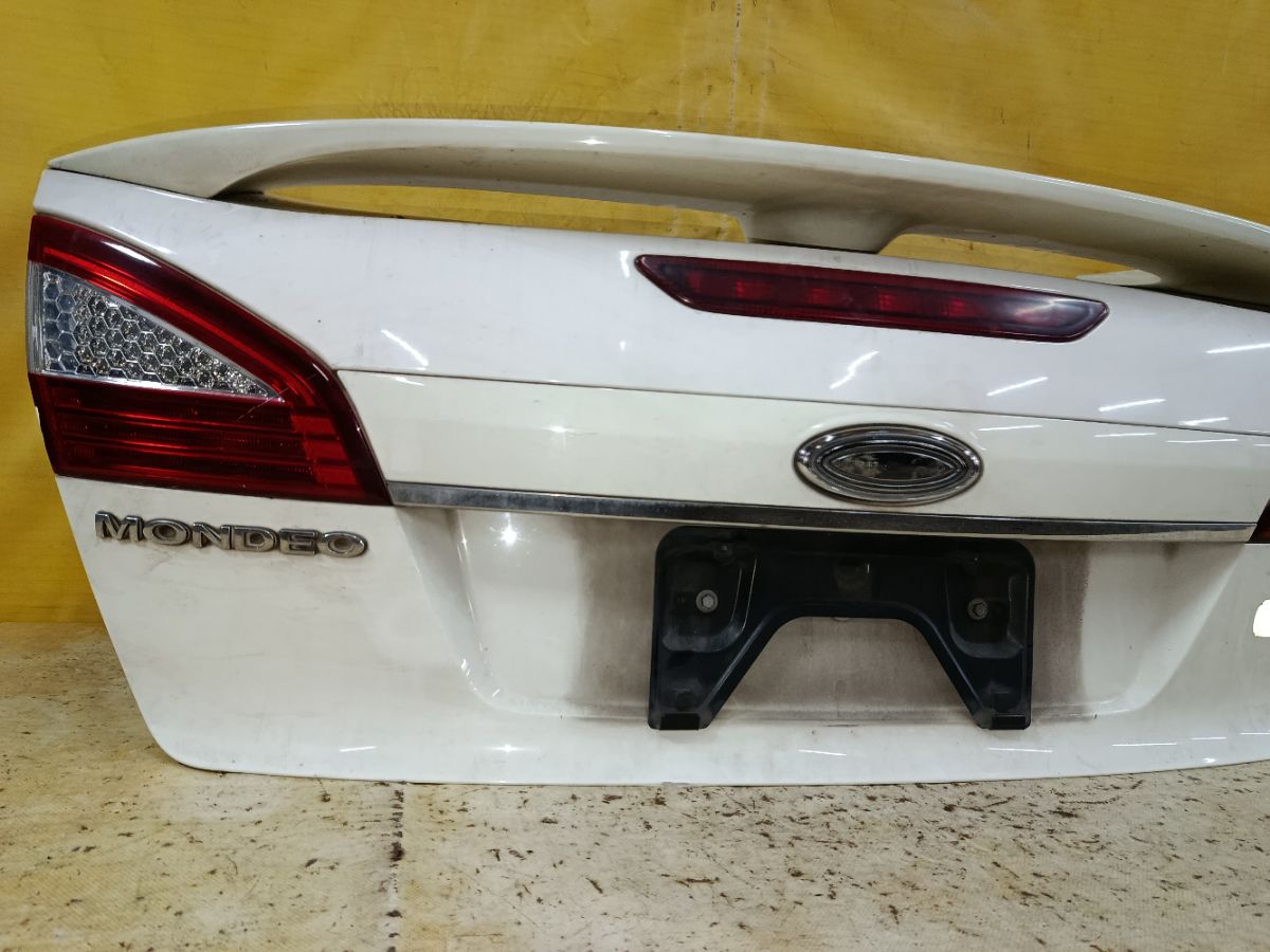 Крышка багажника на Ford Mondeo 4 Фото 6