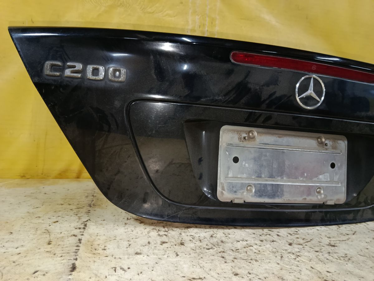Крышка багажника на Mercedes-Benz C-Class W203.065 112.961 Фото 5