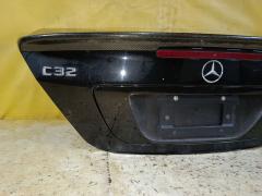 Крышка багажника на Mercedes-Benz C-Class W203.065 Фото 7
