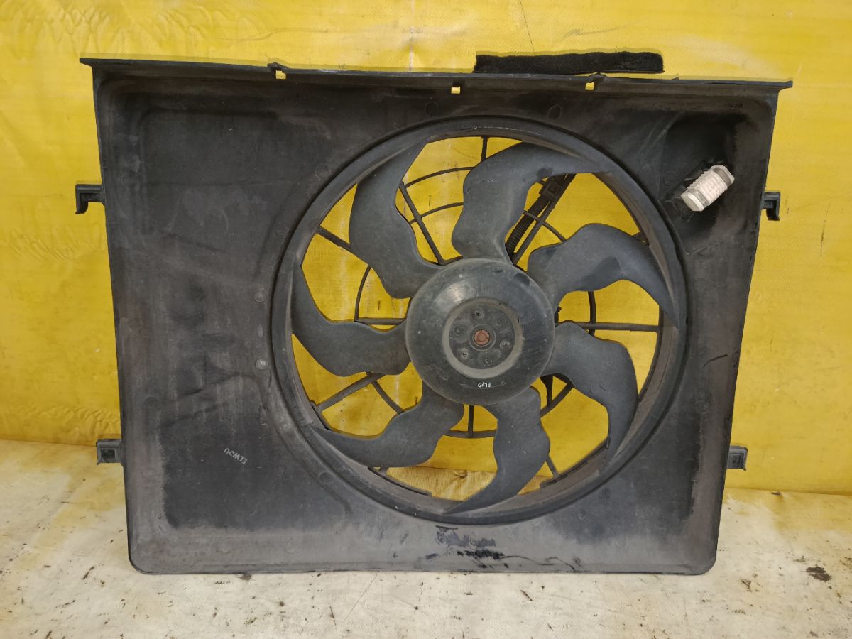 Вентилятор радиатора ДВС на Hyundai I30 FD G4FC Фото 3