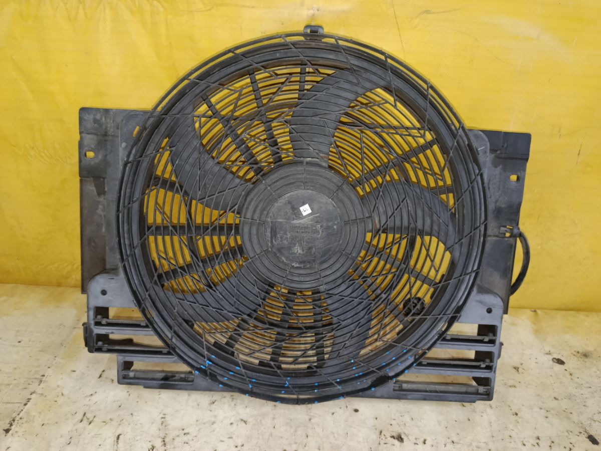 Вентилятор радиатора ДВС 6921323 на Bmw X5 E53-FA11 M54 Фото 1