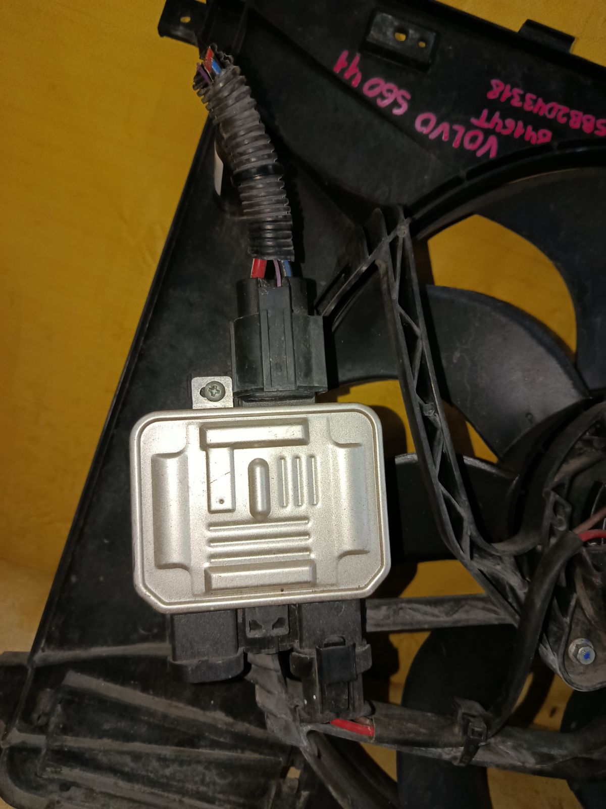 Вентилятор радиатора ДВС 6G91-8C607-MG на Volvo S60 FS B4164T Фото 2