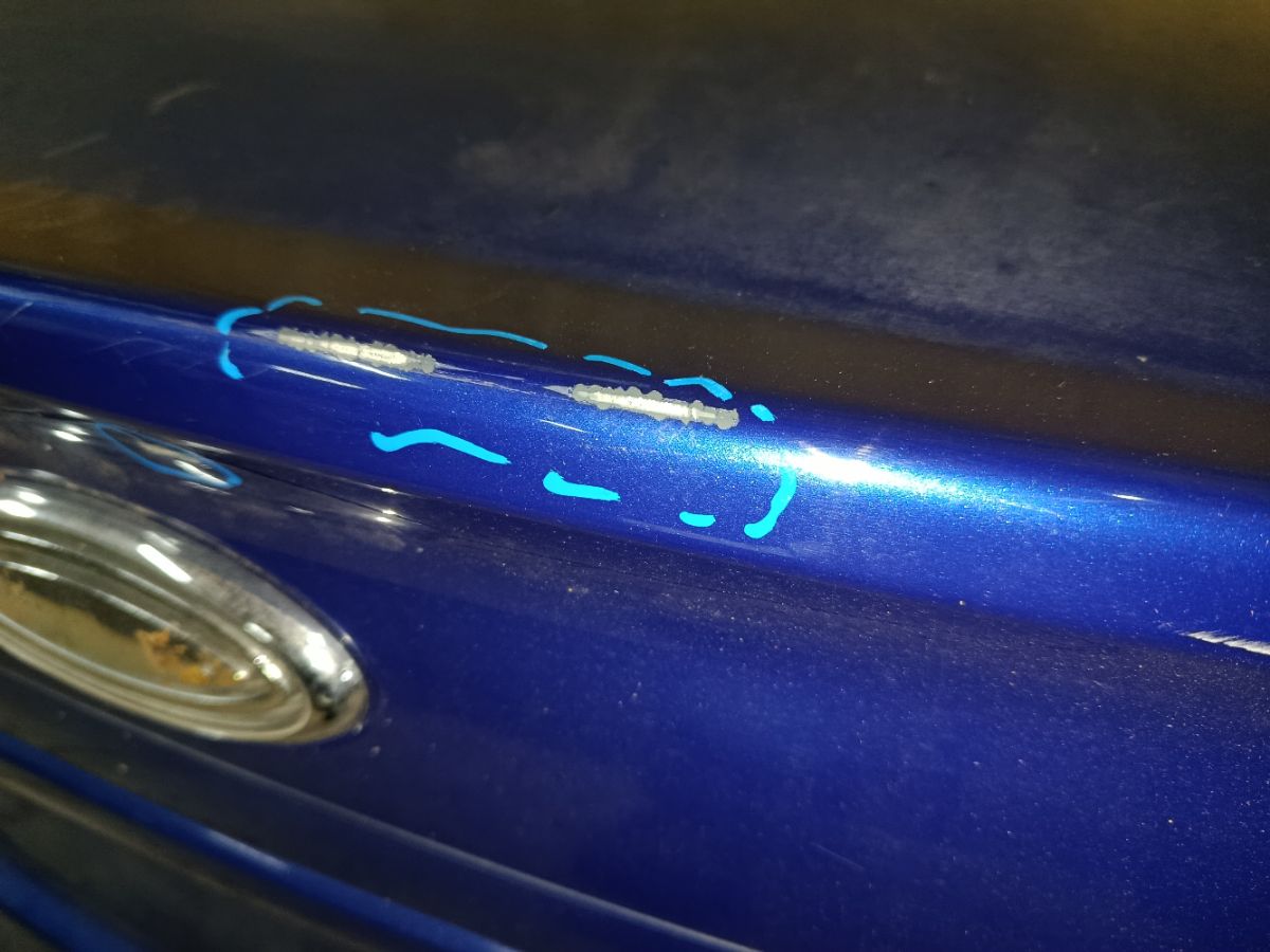 Крышка багажника на Ford Fiesta 5 Фото 4