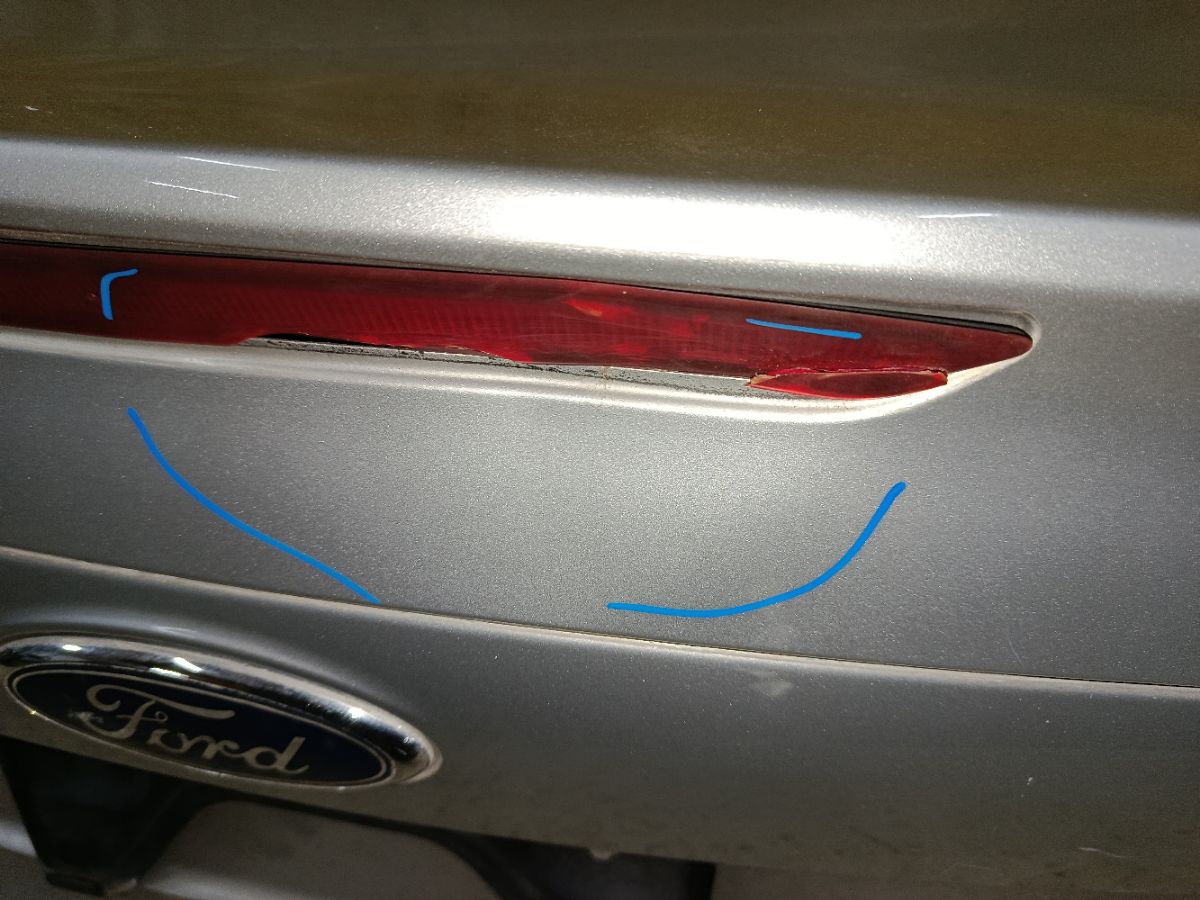 Крышка багажника на Ford Mondeo 4 Фото 6