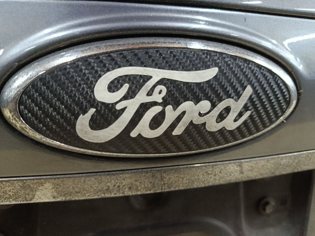 Крышка багажника на Ford Mondeo 4 Фото 8