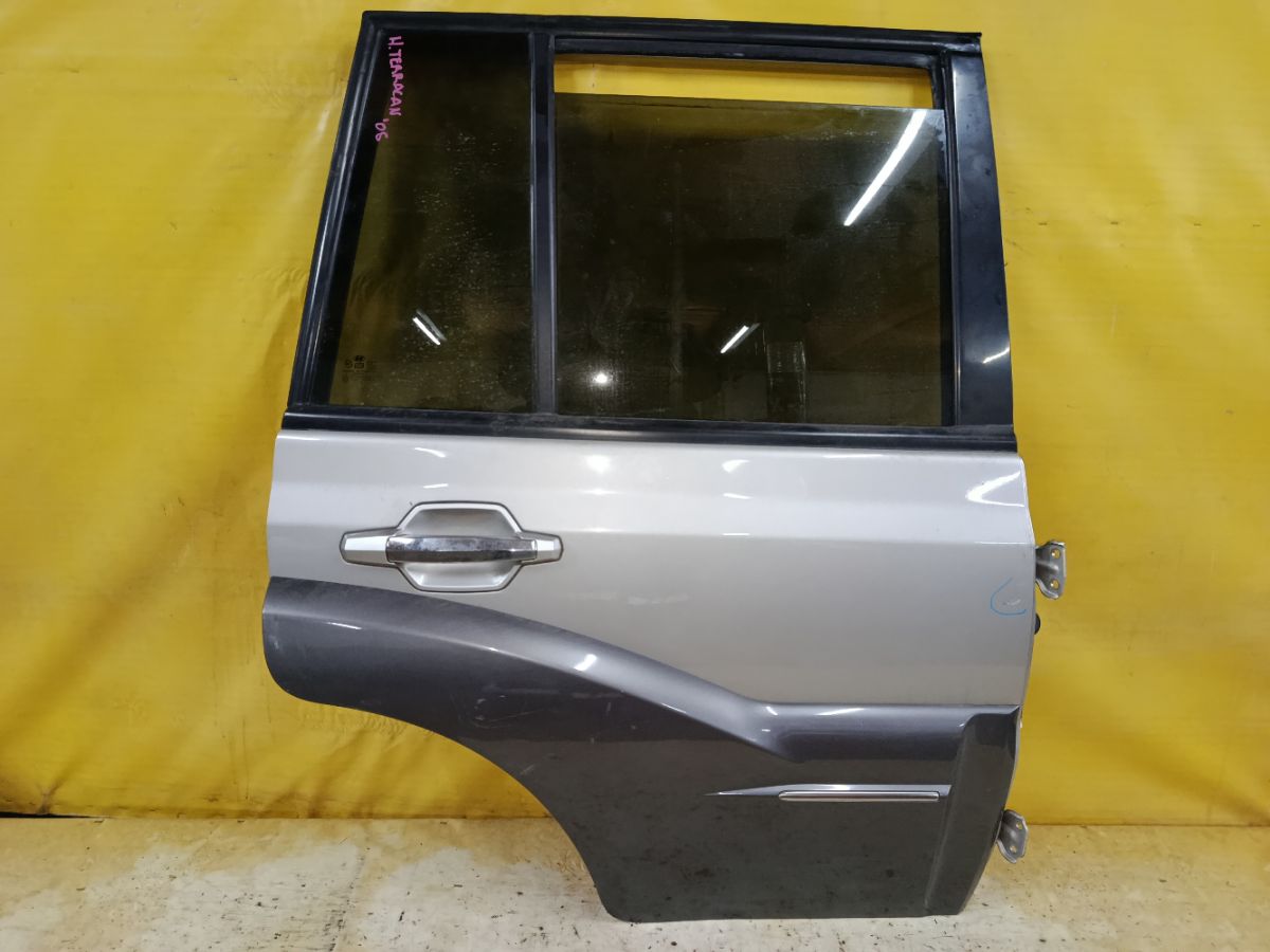 Дверь боковая на Hyundai Terracan Фото 1