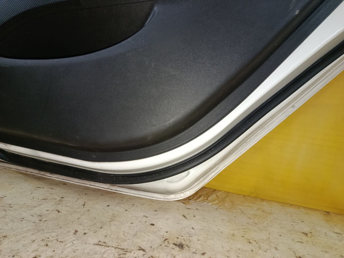 Дверь боковая на Hyundai Elantra MD Фото 6