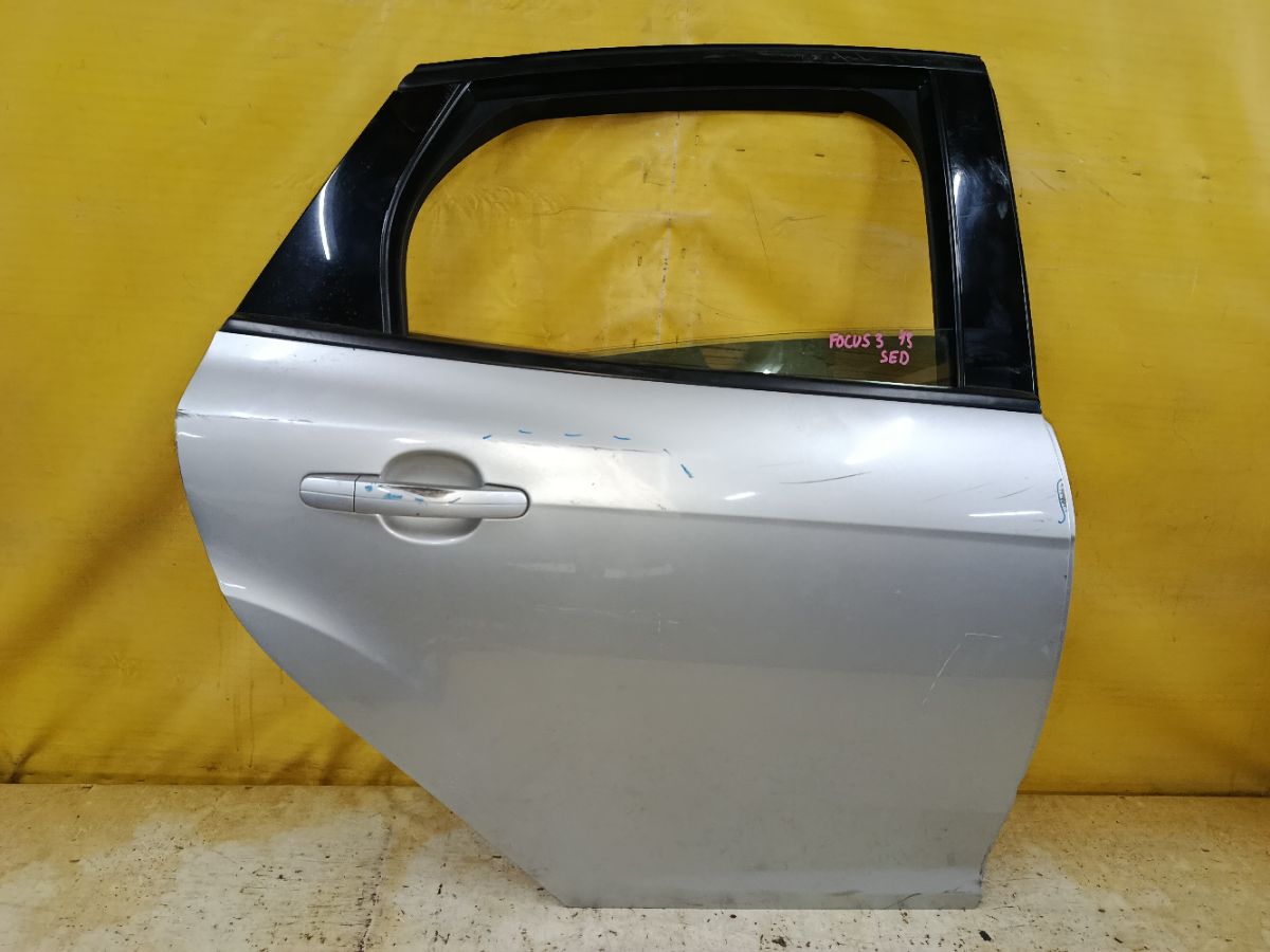 Дверь боковая на Ford Focus 3 Фото 1