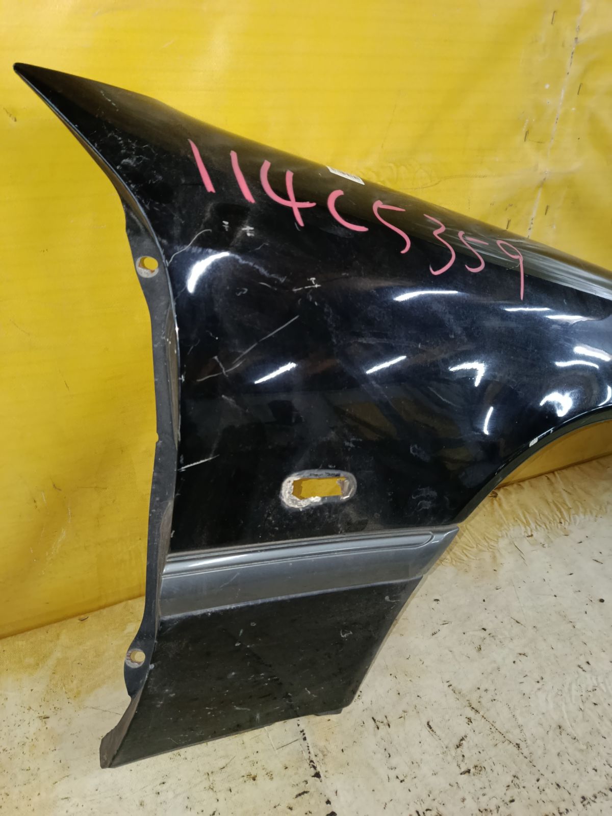 Крыло переднее на Mercedes-Benz C-Class W202 Фото 3