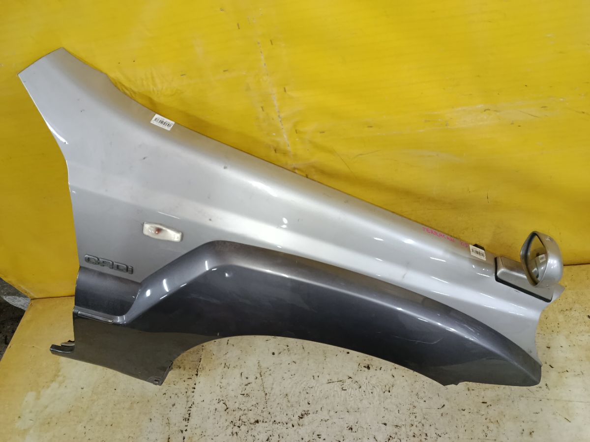 Крыло переднее на Hyundai Terracan Фото 4