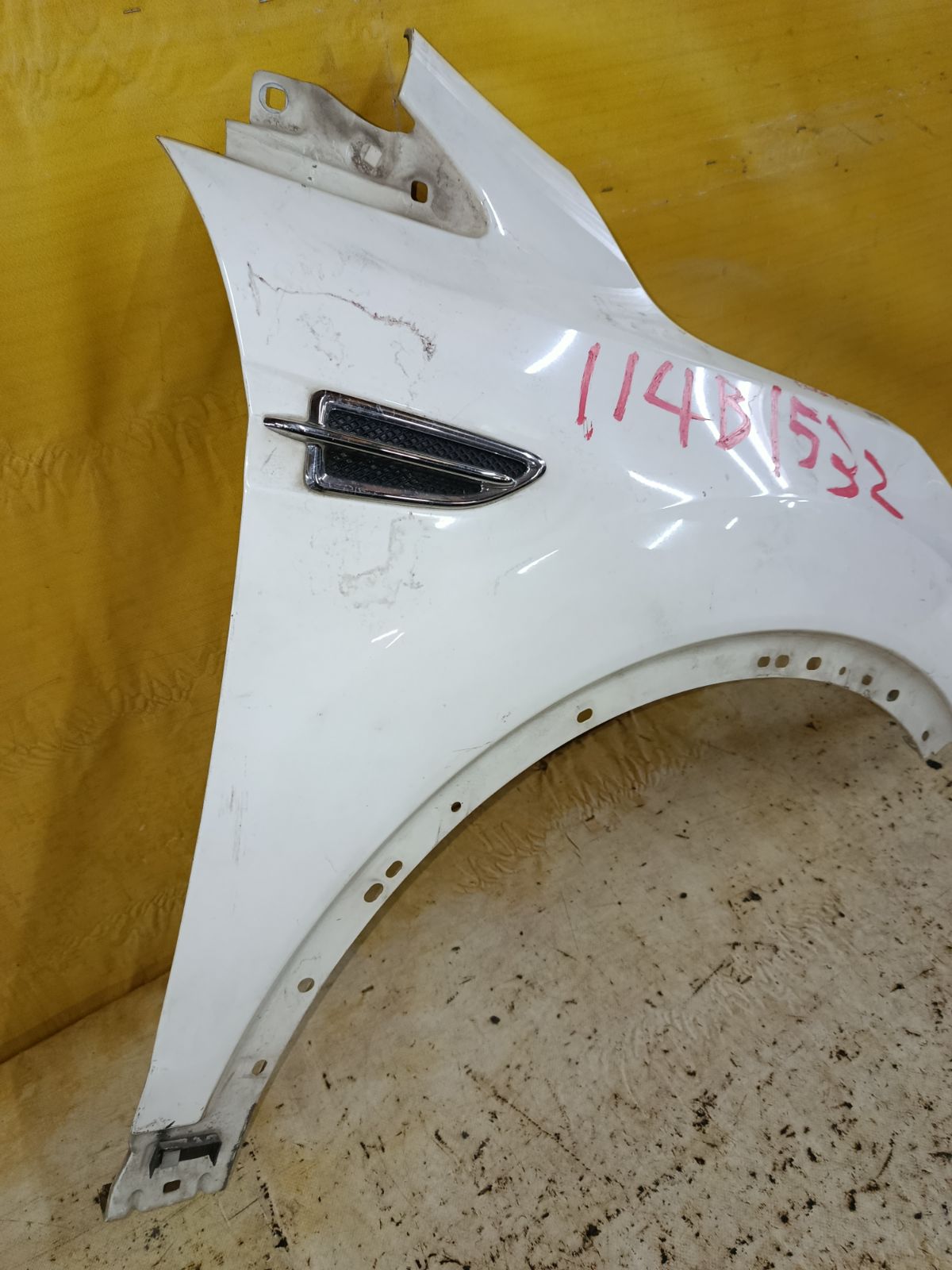 Крыло переднее на Ford Kuga Фото 3