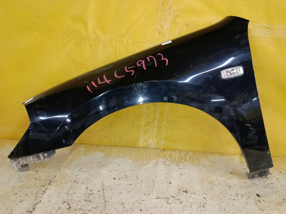 Крыло переднее на Nissan Teana J31 Фото 1