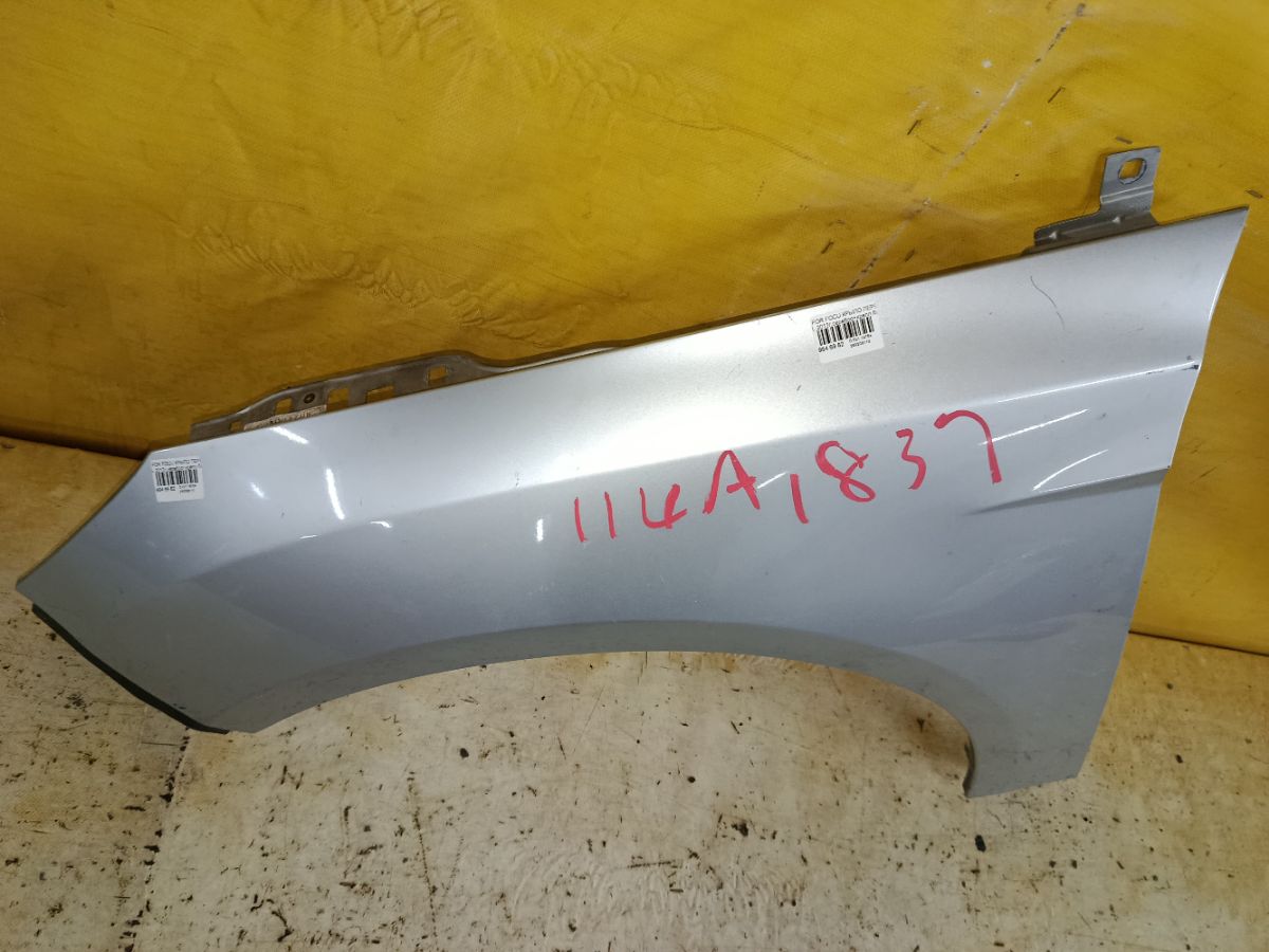 Крыло переднее на Ford Focus 3 Фото 4