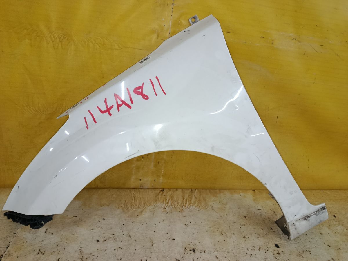 Крыло переднее на Hyundai Elantra MD Фото 1