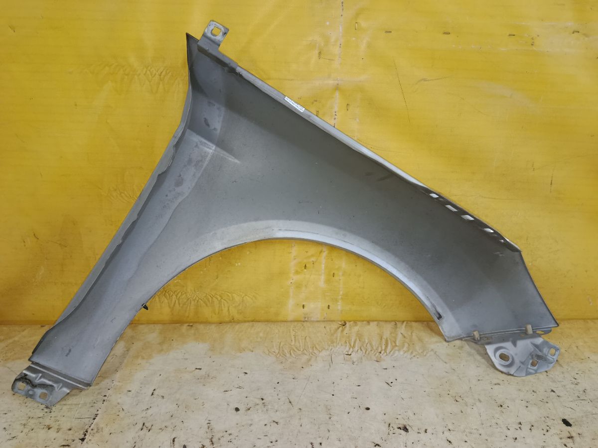 Крыло переднее на Ford Focus 3 Фото 5