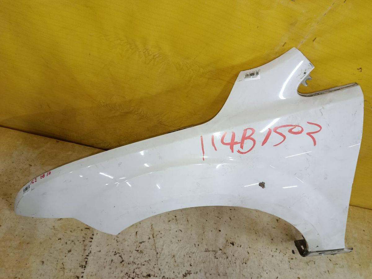 Крыло переднее на Ford Focus 2 Фото 4