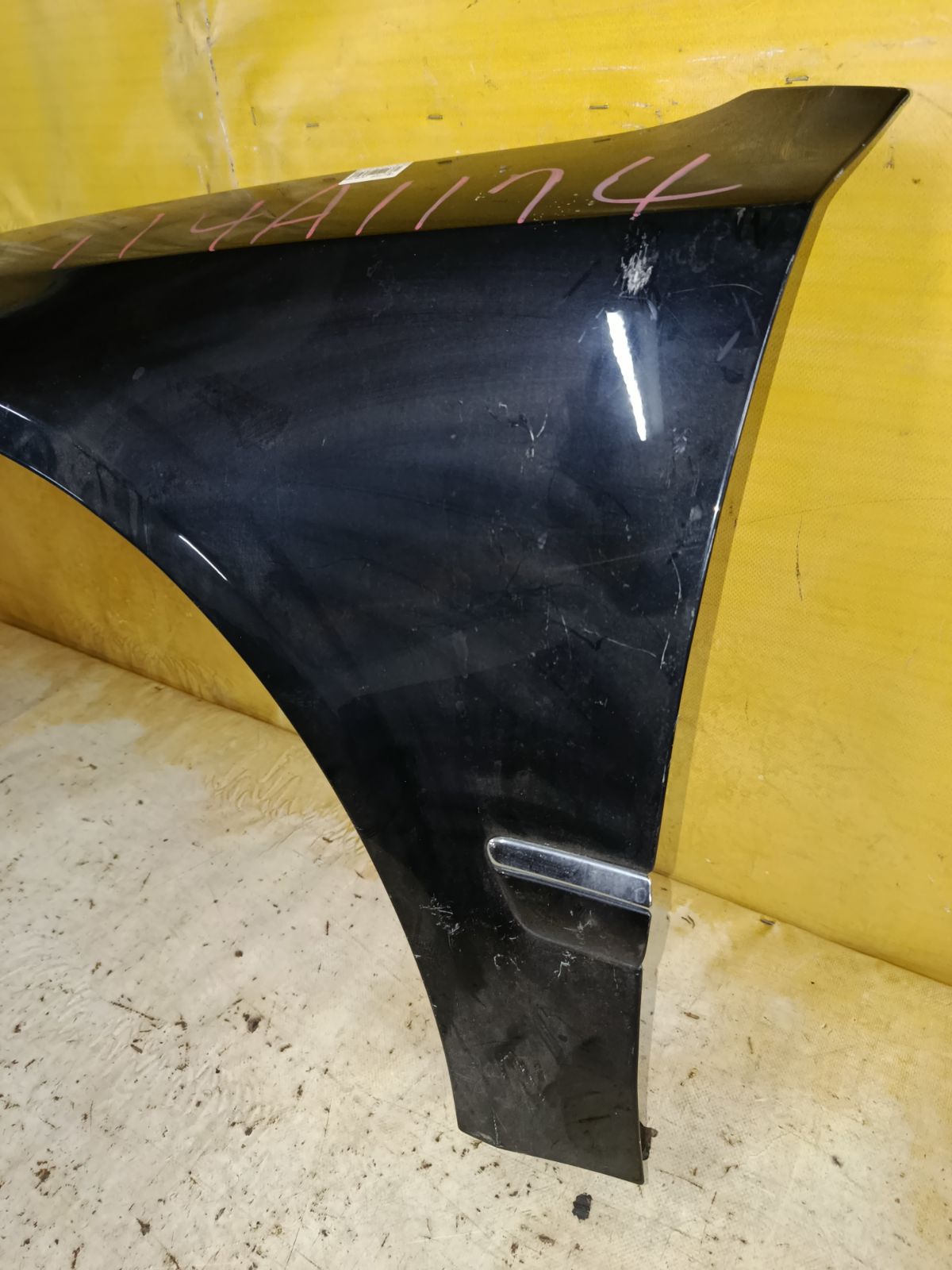 Крыло переднее на Audi A8 4E Фото 4