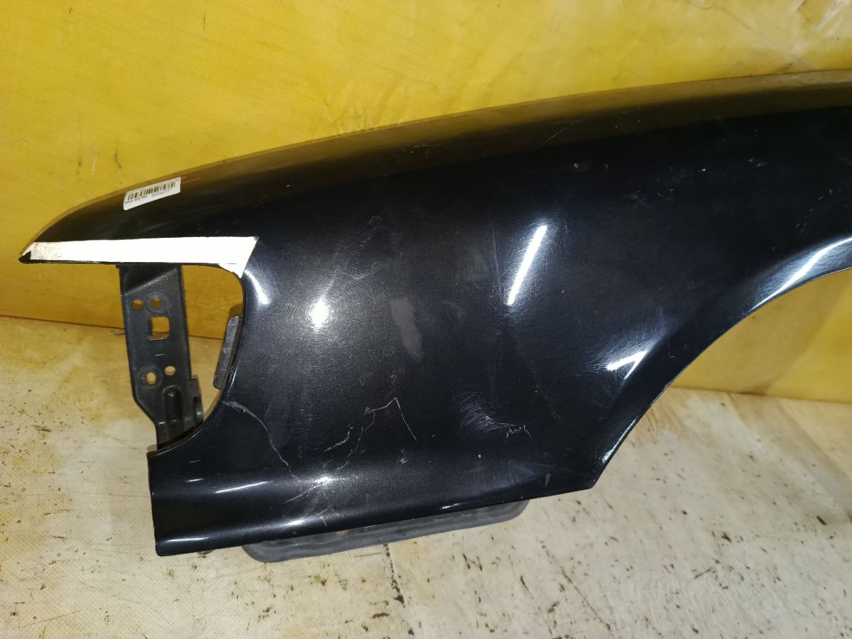 Крыло переднее на Nissan Cefiro A32 Фото 2