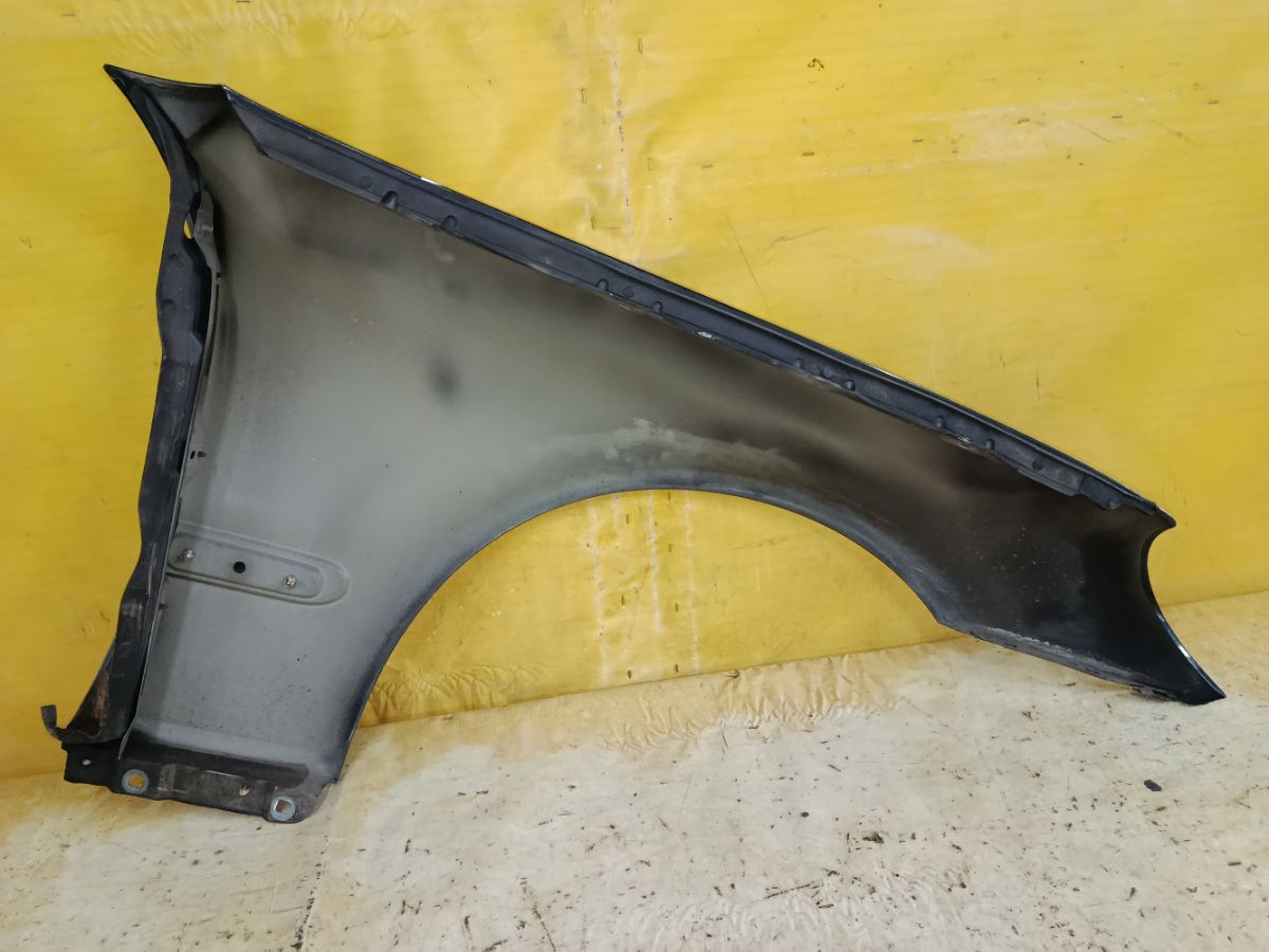 Крыло переднее на Mercedes-Benz C-Class W203 Фото 5