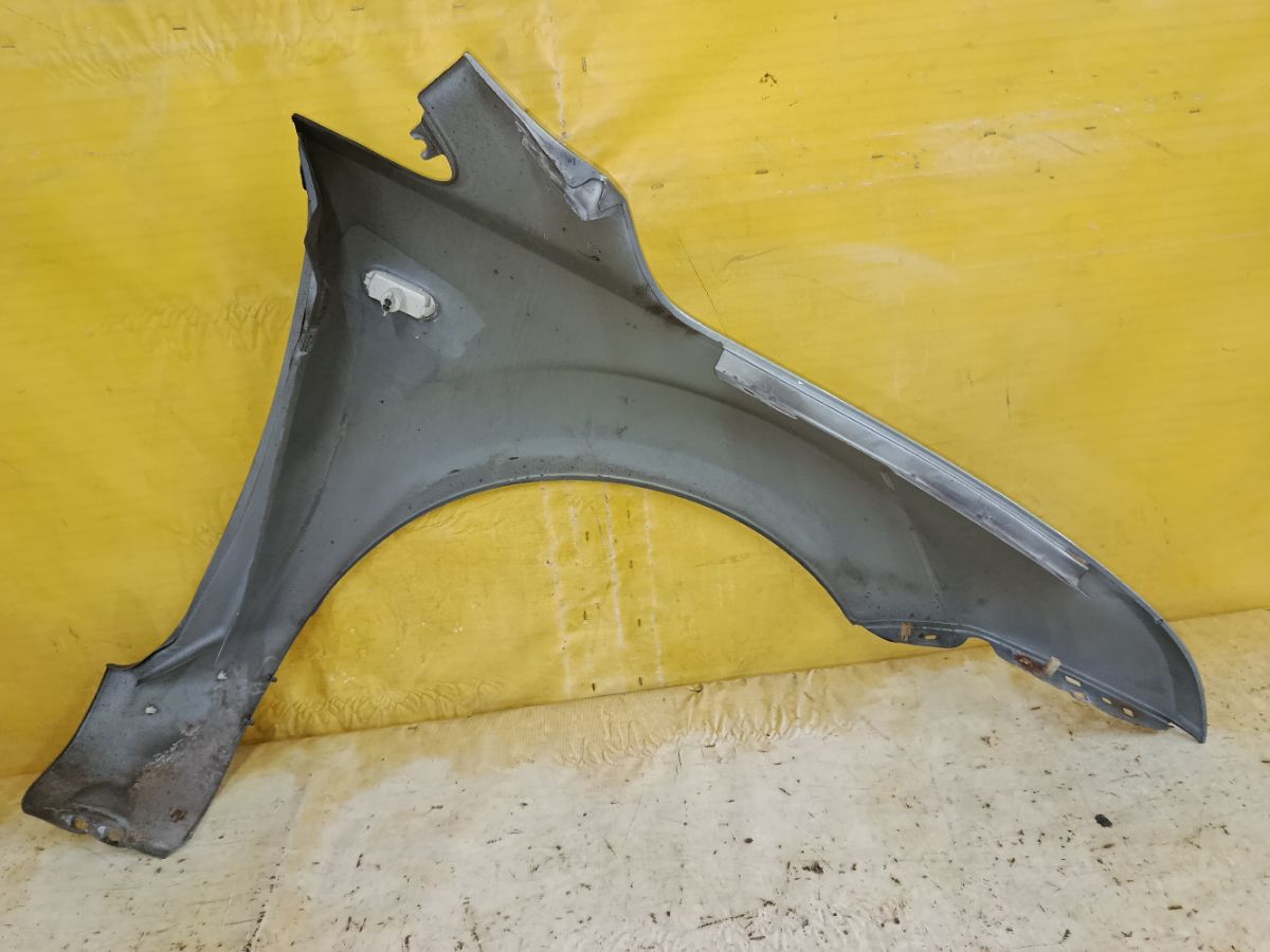 Крыло переднее на Ford Focus 2 Фото 5