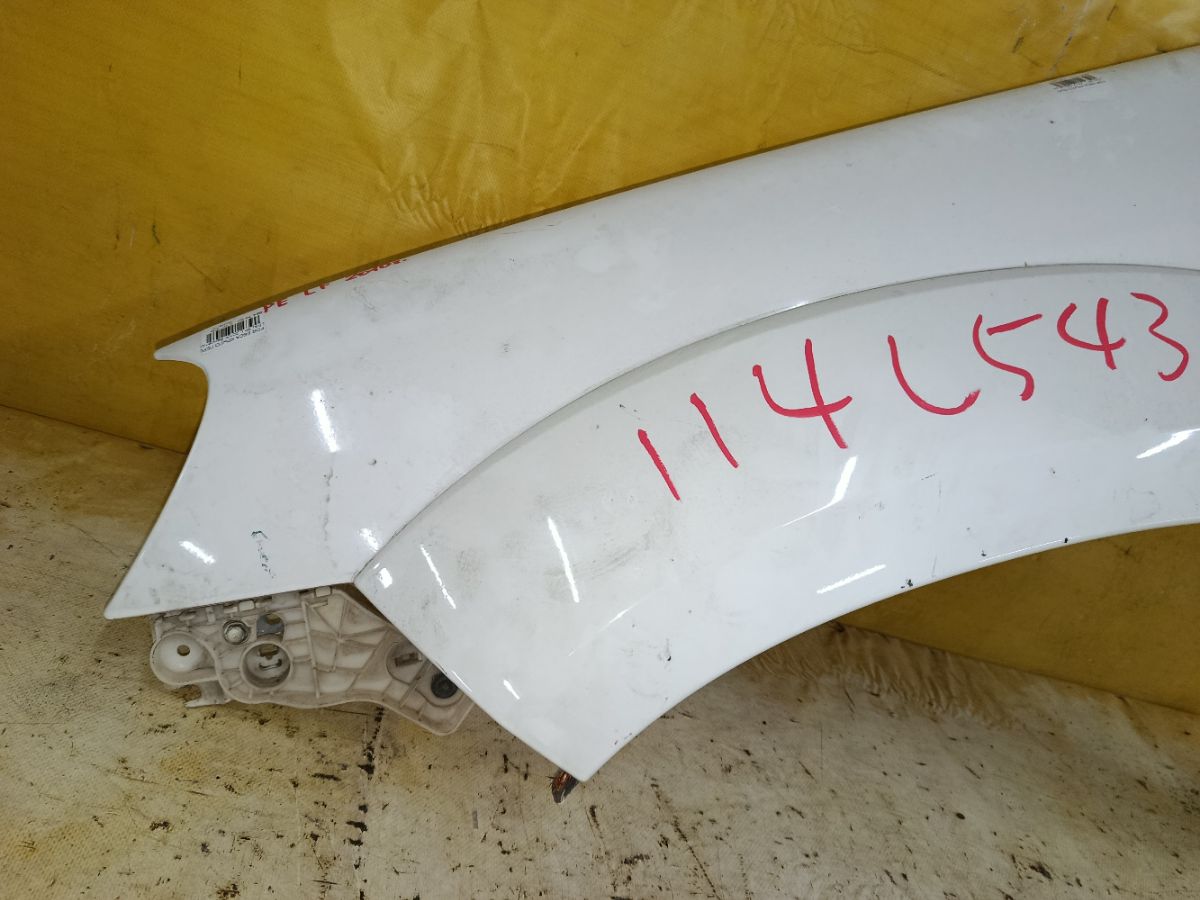 Крыло переднее на Ford Escape LFAL3P Фото 2