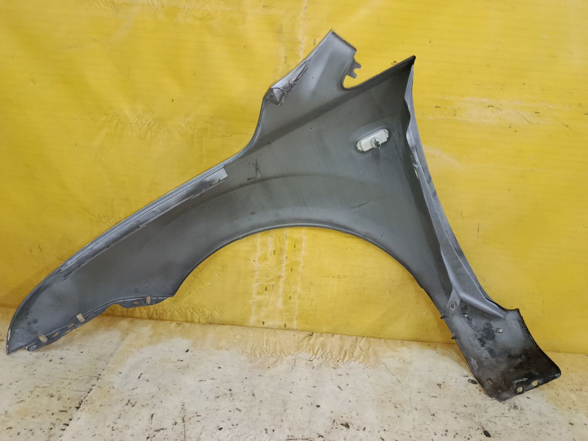 Крыло переднее на Ford Focus 2 Фото 6