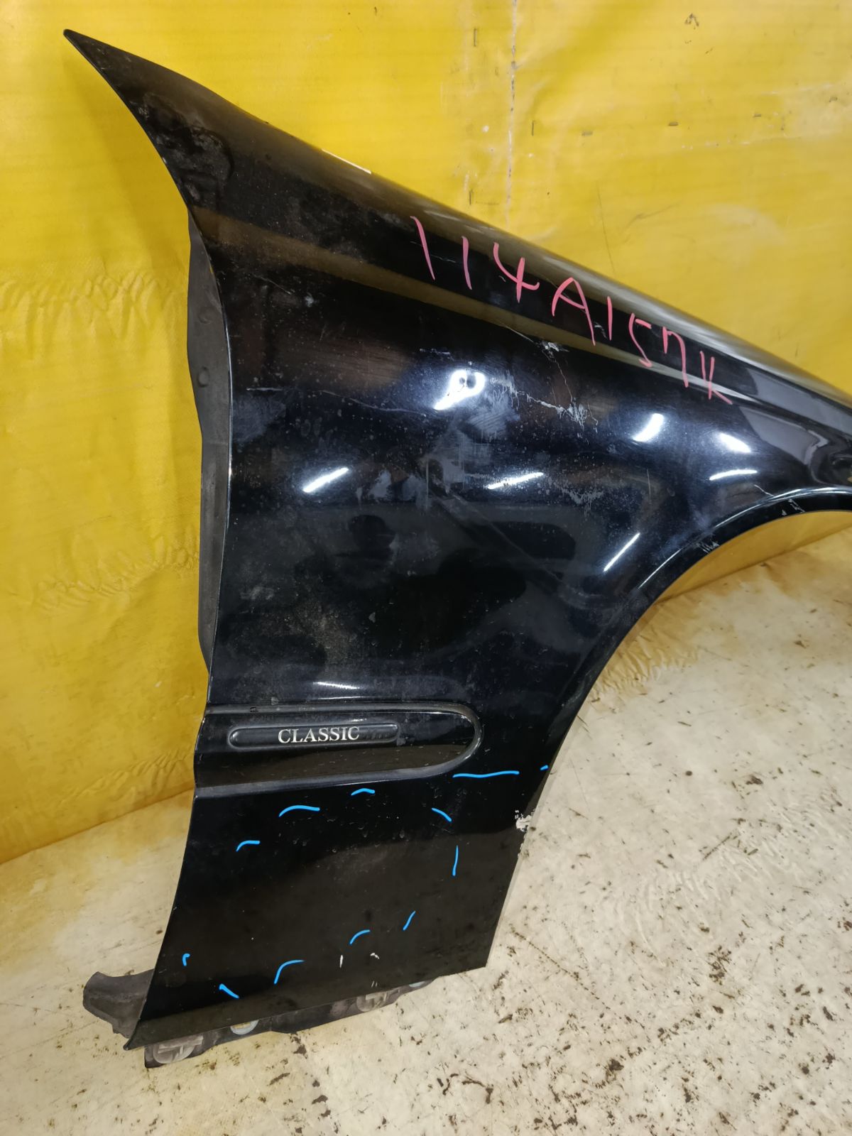 Крыло переднее на Mercedes-Benz C-Class W203 Фото 3