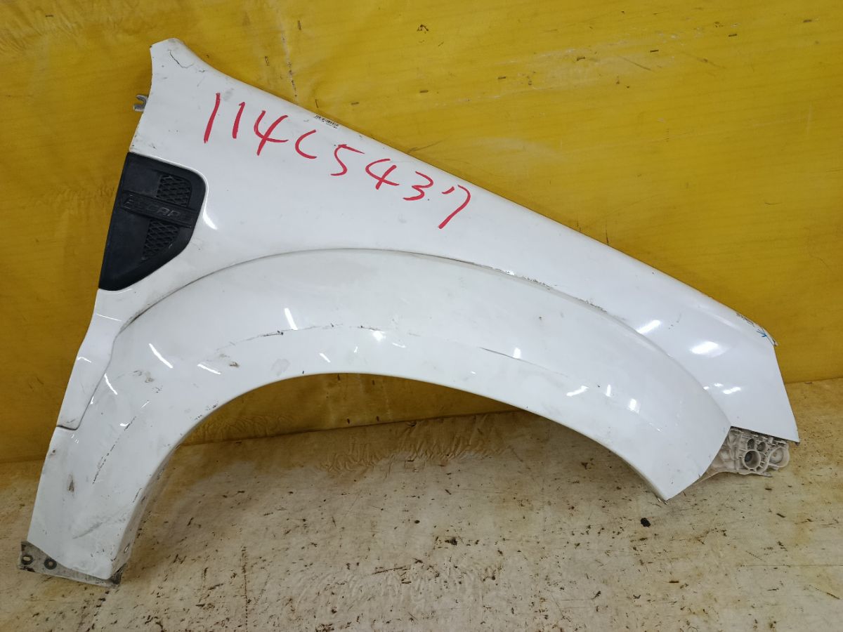 Крыло переднее на Ford Escape LFAL3P Фото 1