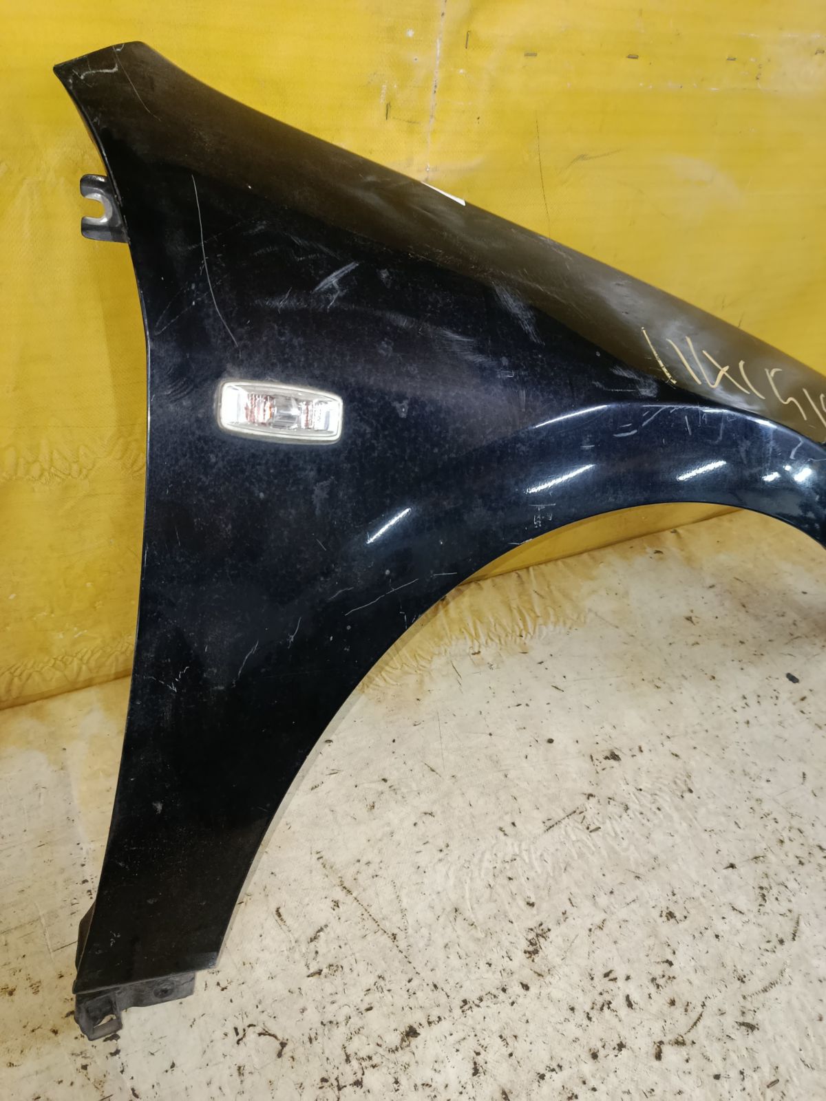 Крыло переднее на Nissan Teana J31 Фото 3