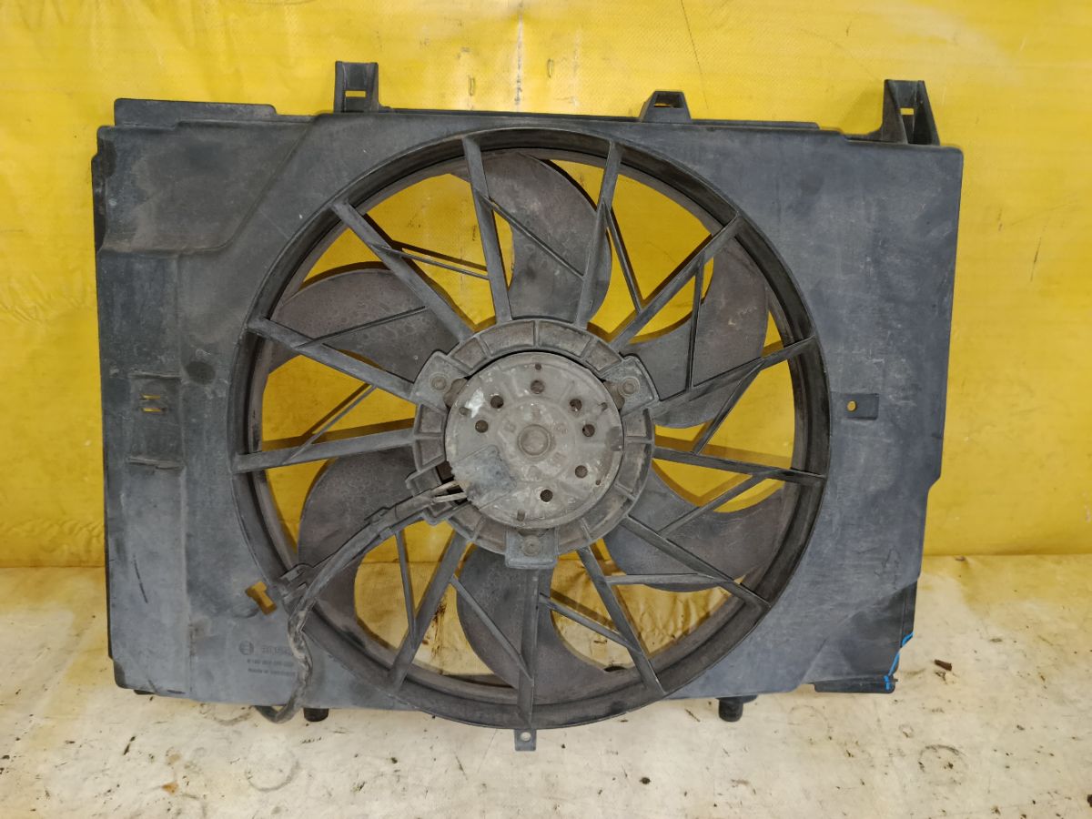 Вентилятор радиатора ДВС A2025053555, 0130303815 на Mercedes-Benz C-Class W202.018 111.921 Фото 1