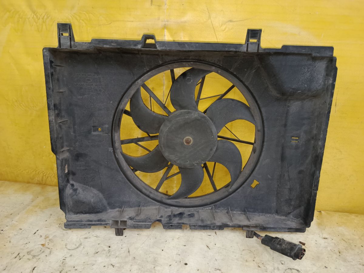 Вентилятор радиатора ДВС A2025053555, 0130303815 на Mercedes-Benz C-Class W202.018 111.921 Фото 4