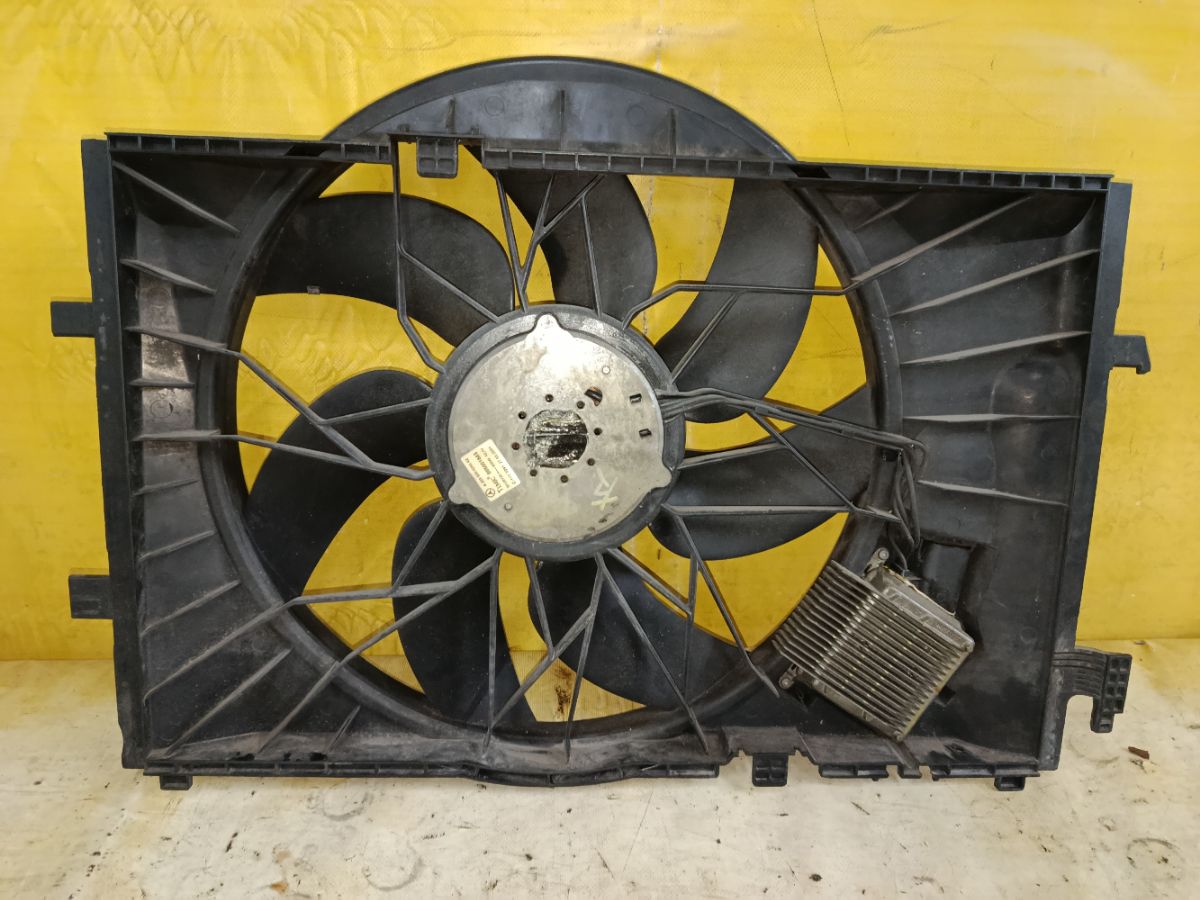 Вентилятор радиатора ДВС A2035000293KZ на Mercedes-Benz C-Class W203.065 112.961 Фото 3