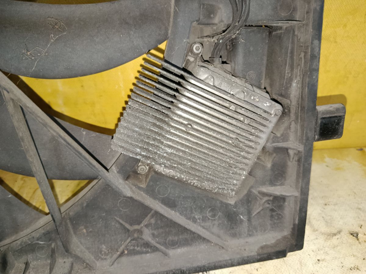 Вентилятор радиатора ДВС A2155000604, A2205000193 на Mercedes-Benz Cl-Class W215 113.960 Фото 8